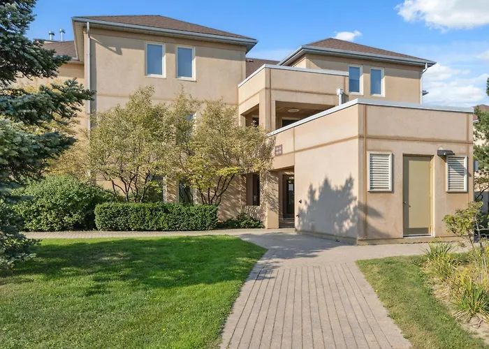 Blue Mountain Chalet Condo With Amazing Location